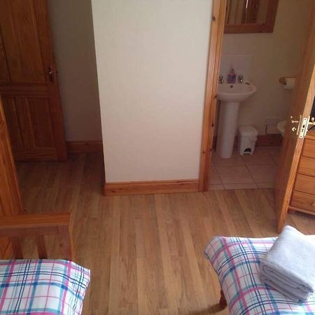 Tara House Bed & Breakfast Ballycastle Dış mekan fotoğraf
