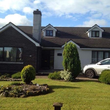 Tara House Bed & Breakfast Ballycastle Dış mekan fotoğraf