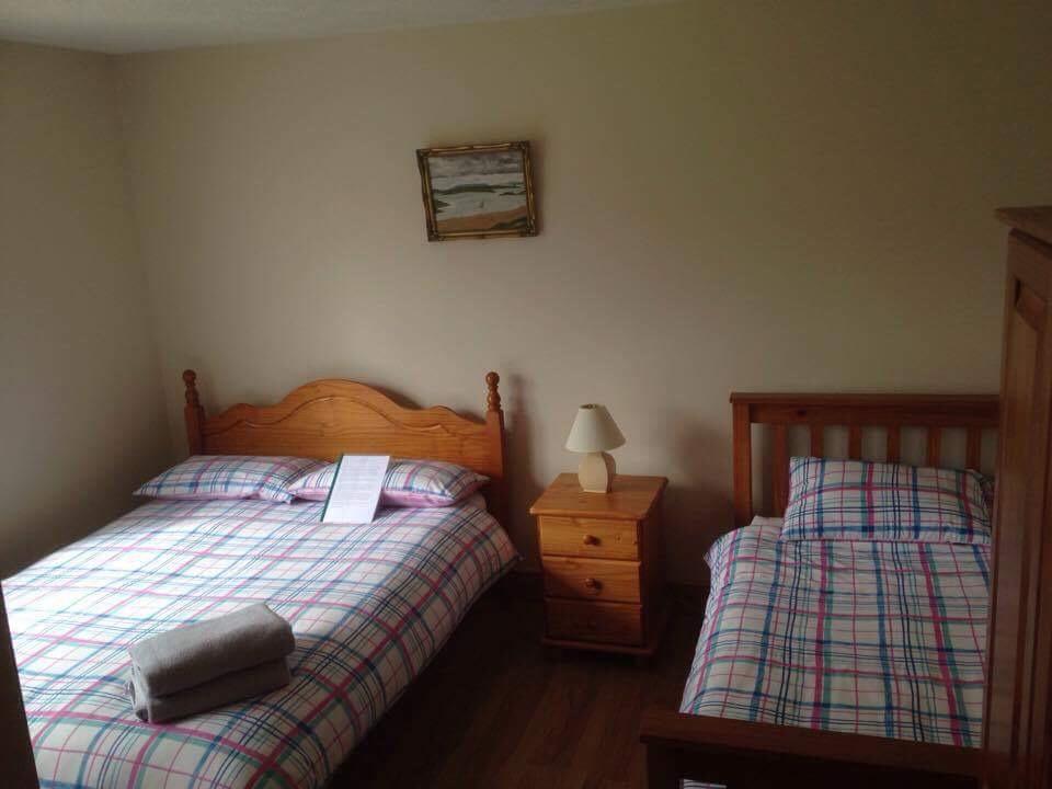 Tara House Bed & Breakfast Ballycastle Dış mekan fotoğraf